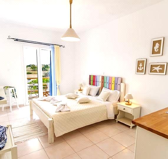 Faros Apartments
